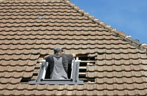 Pose de velux à Sallebœuf